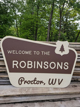 Cargar imagen en el visor de la galería, Signo del Parque Nacional- Personalizable-Interior/Exterior