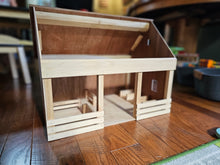 Cargar imagen en el visor de la galería, Granero de juguetes