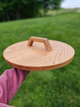 Cargar imagen en el visor de la galería, 1 Gallon Crock Lid with Knob