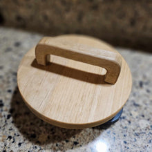 Cargar imagen en el visor de la galería, 1 Gallon Crock Lid with Knob