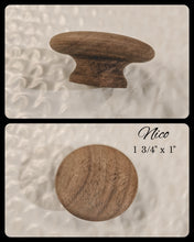 Cargar imagen en el visor de la galería, 1 Gallon Crock Lid with Knob