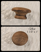 Cargar imagen en el visor de la galería, 1 Gallon Crock Lid with Knob