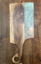 Cargar imagen en el visor de la galería, Tabla de Charcutería-Nogal
