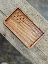 Cargar imagen en el visor de la galería, Hickory - American Flag Catch All Tray
