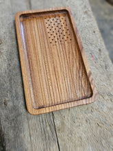 Cargar imagen en el visor de la galería, Hickory - American Flag Catch All Tray
