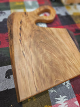 Cargar imagen en el visor de la galería, Cherry Live Edge Cutting/Charcuterie Board look
