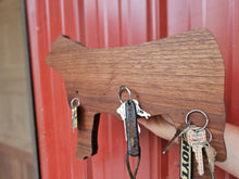 Cargar imagen en el visor de la galería, Walnut Cow Key Holder
