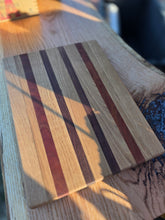 Cargar imagen en el visor de la galería, Edge Grain Cutting Board #2

