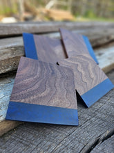 Load image into Gallery viewer, Wood &amp; Epoxy Coasters
