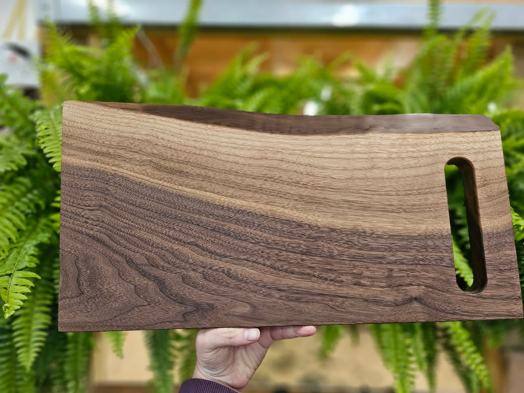 Walnut/Live Edge Cutting/Charcuterie Board